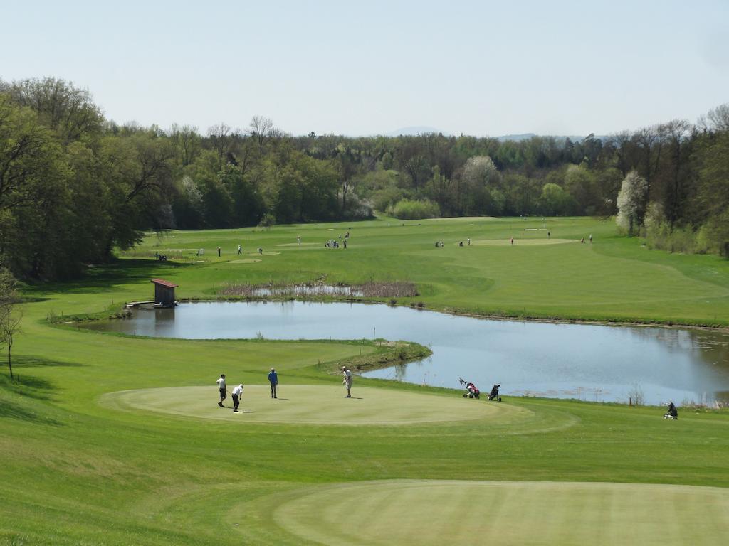 Golf Resort Kloech Exterior photo