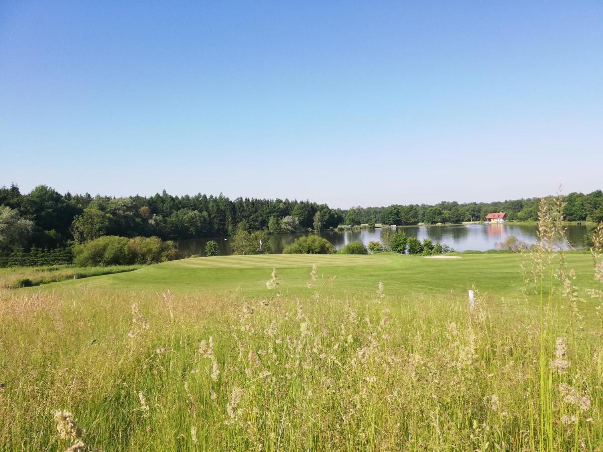 Golf Resort Kloech Exterior photo